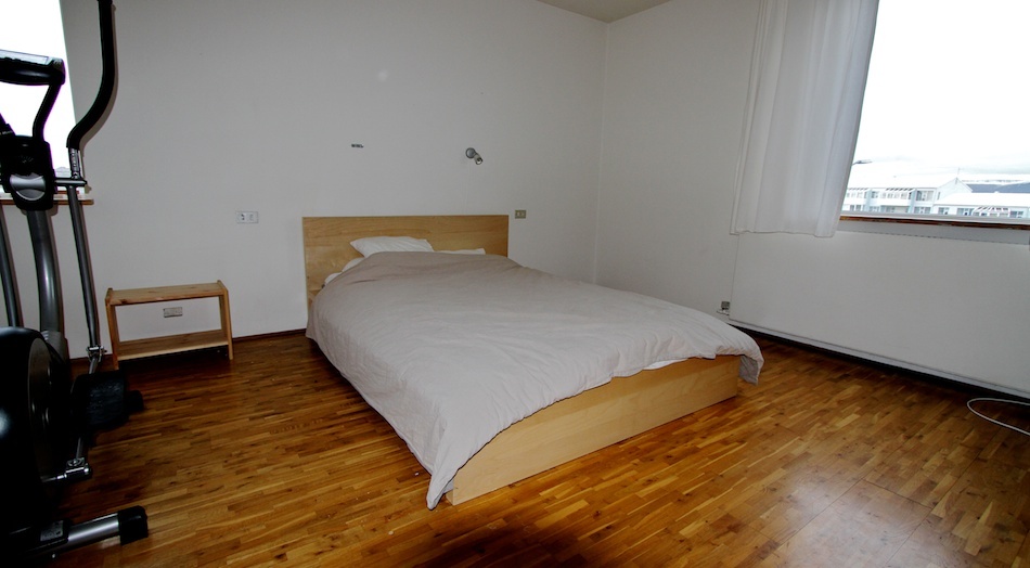 Apartment (9)